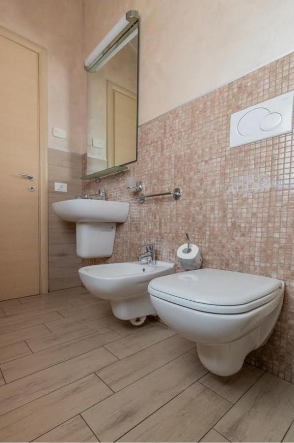Affittacamere Borgo Roma Verona Exterior photo